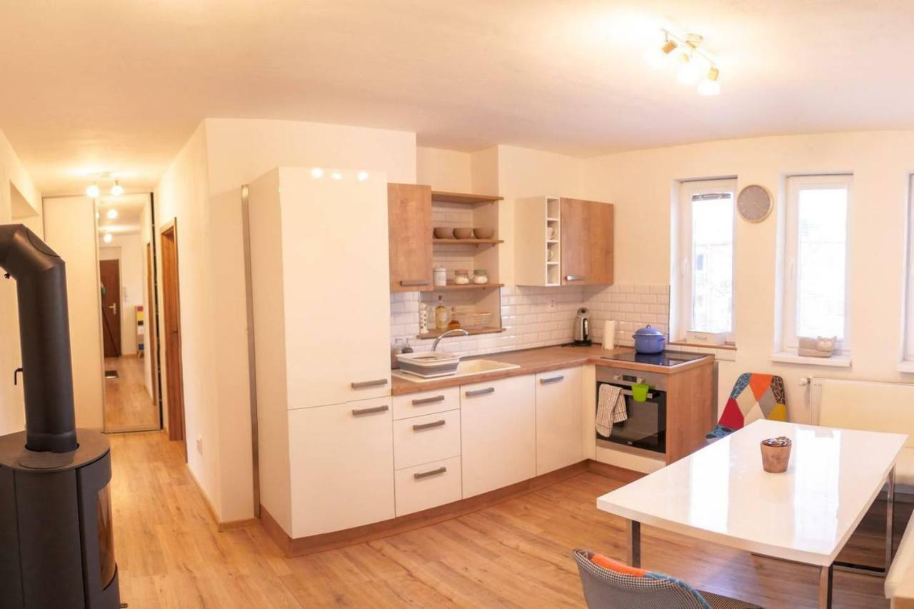 2 Bedroom Flat In The Heart Of Liptovský Mikuláš Exteriér fotografie