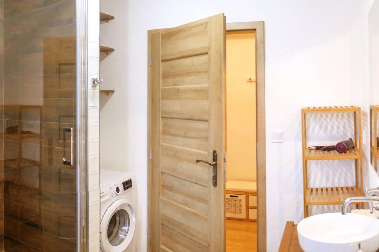 2 Bedroom Flat In The Heart Of Liptovský Mikuláš Exteriér fotografie