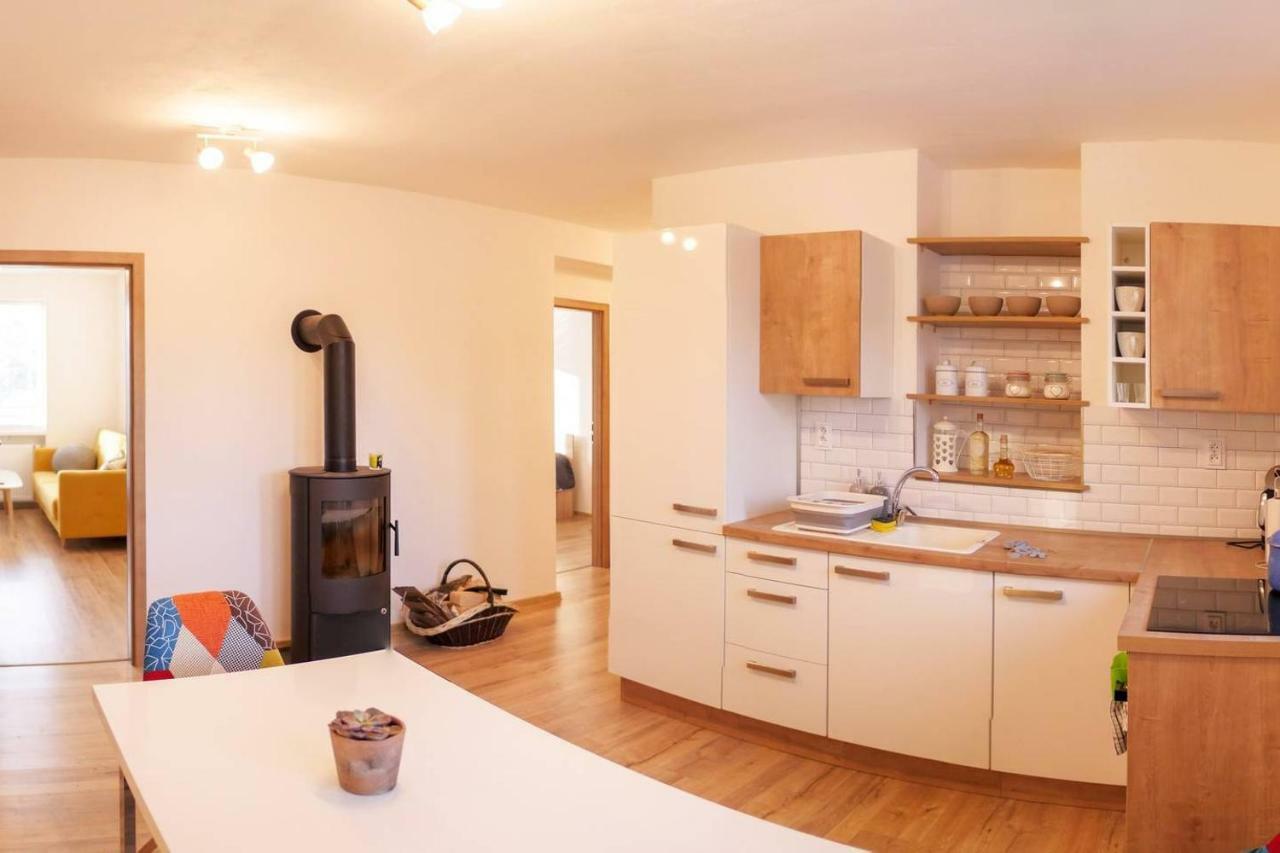 2 Bedroom Flat In The Heart Of Liptovský Mikuláš Exteriér fotografie